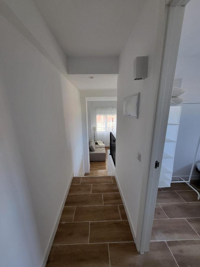 Apartamento Bonito Piso A 300 M De Metro Garcia Noblejas Madrid Exterior foto