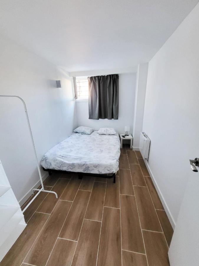 Apartamento Bonito Piso A 300 M De Metro Garcia Noblejas Madrid Exterior foto